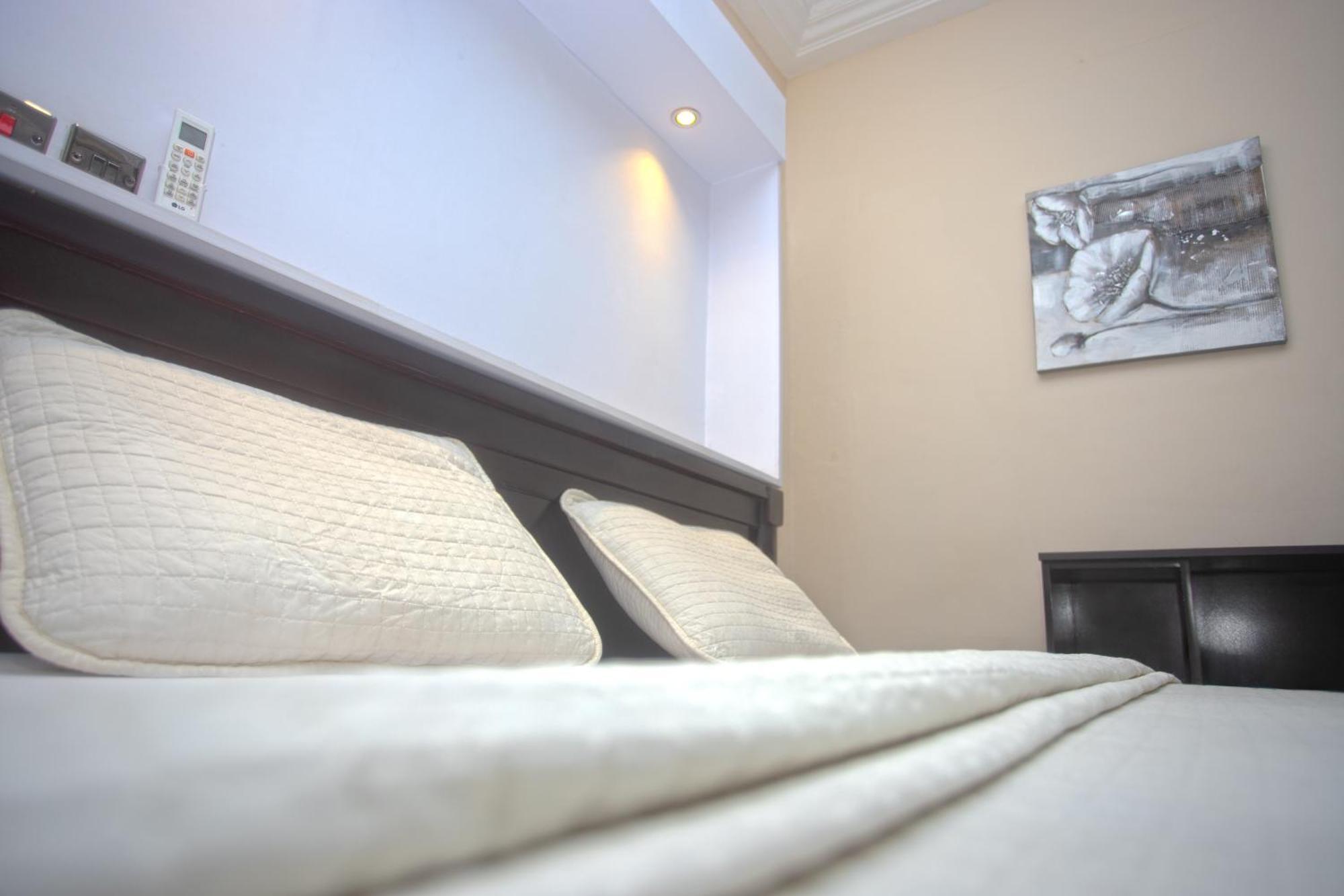 Labev Hotel Кумаси Экстерьер фото